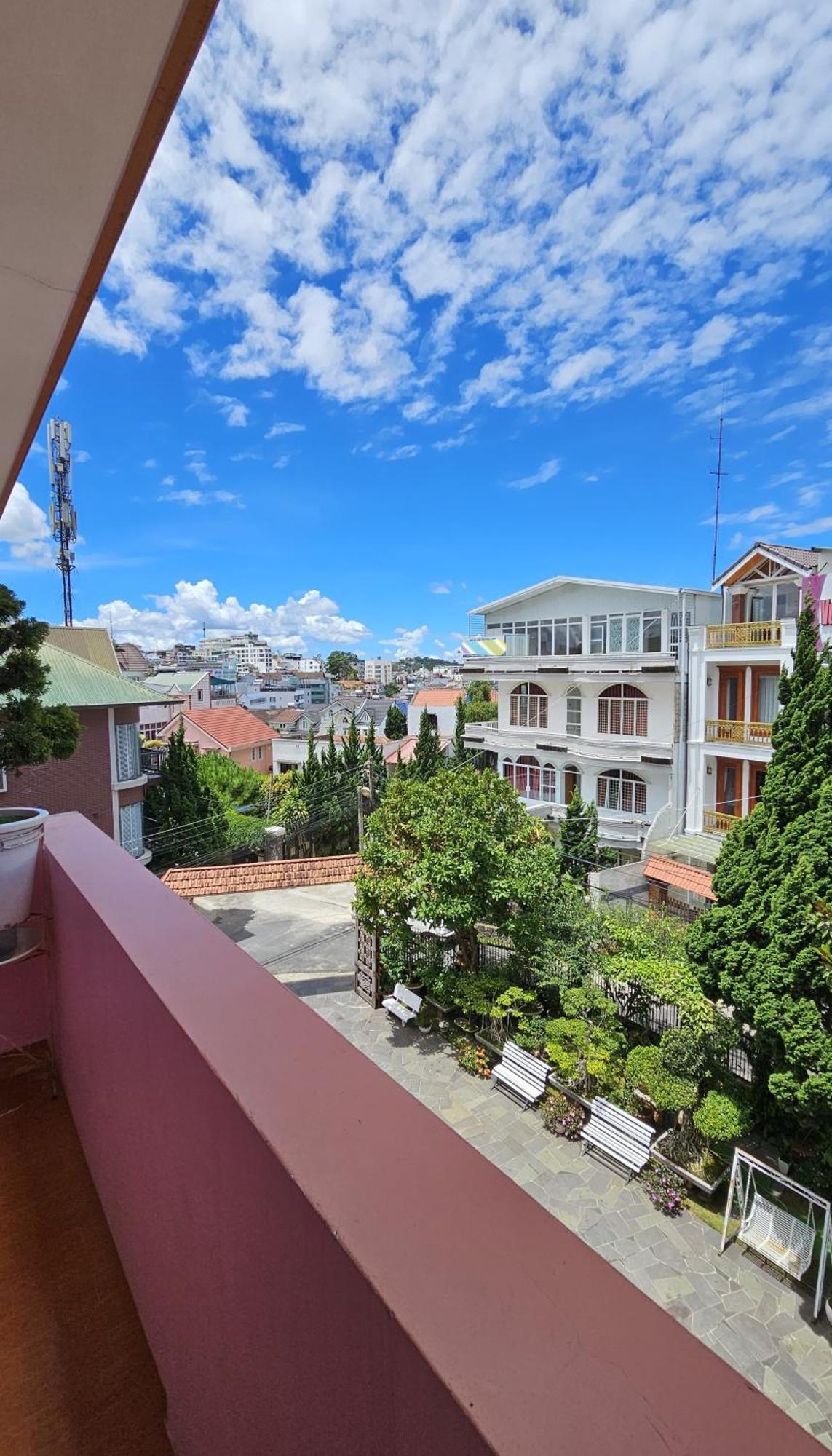 Villa Pink House Da Lat Buitenkant foto